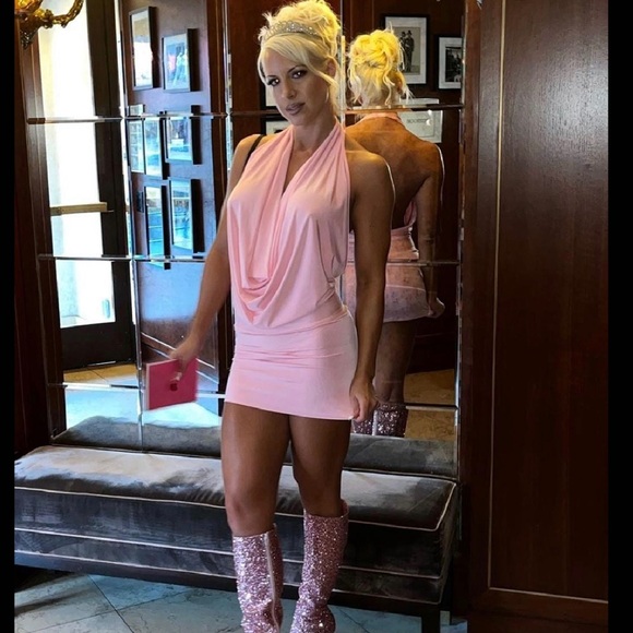 Green Backless Drape Halter Dress - Picture 5 of 16